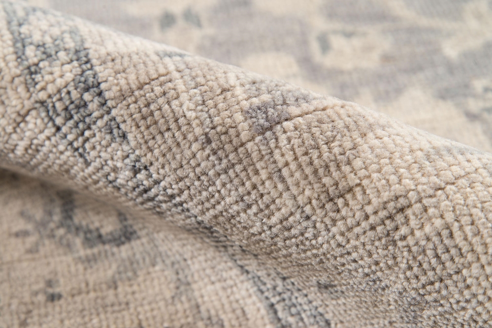 Momeni Banaras BNR-4 Grey Area Rug - Image 3